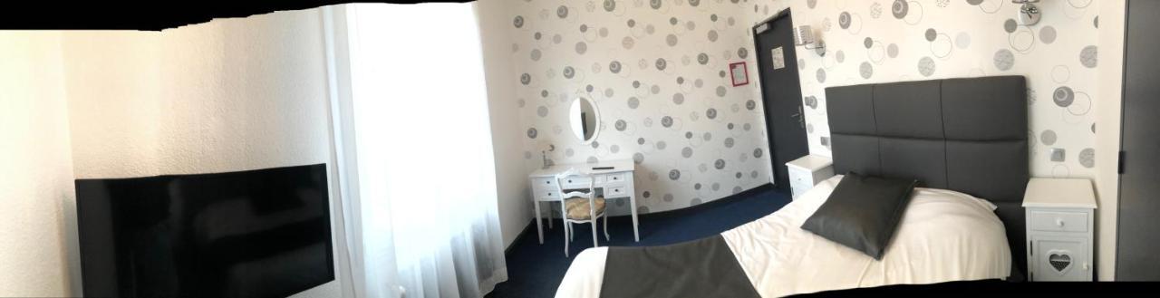 Hotel Le Faisan Монлюсон Экстерьер фото